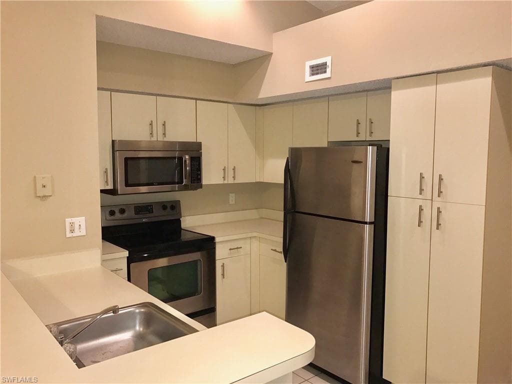 13555 Eagle Ridge DR 936-11