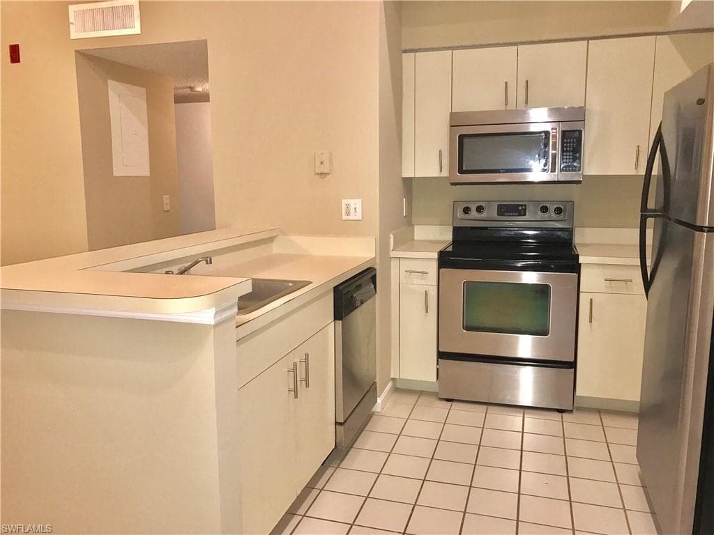 13555 Eagle Ridge DR 936-4