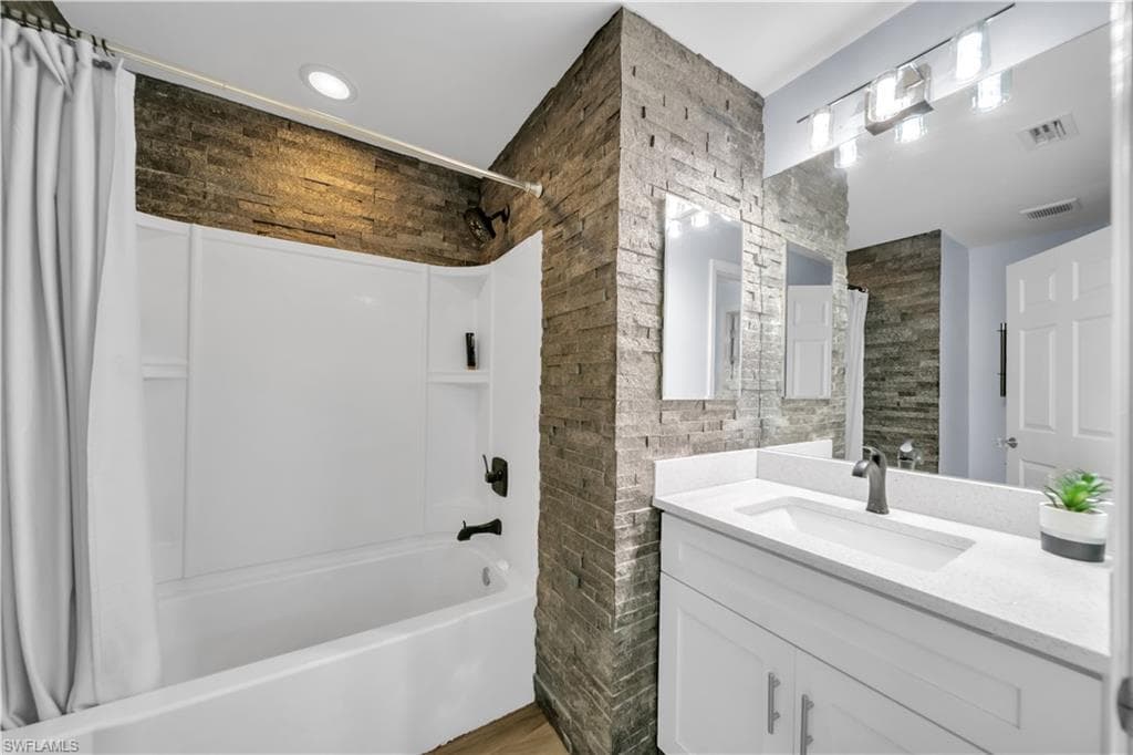 175 Shadowview CT-27