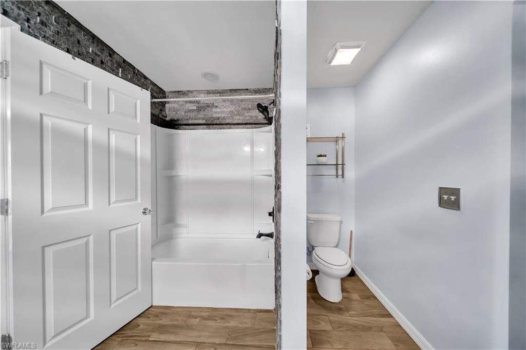 175 Shadowview CT-23