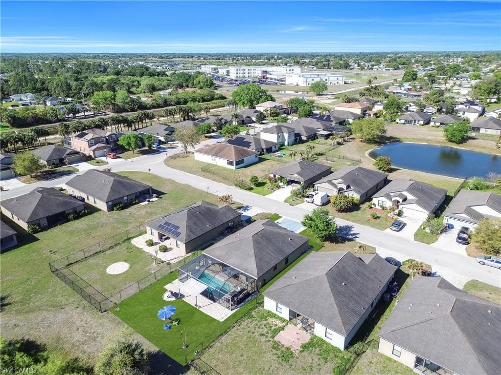 175 Shadowview CT-36