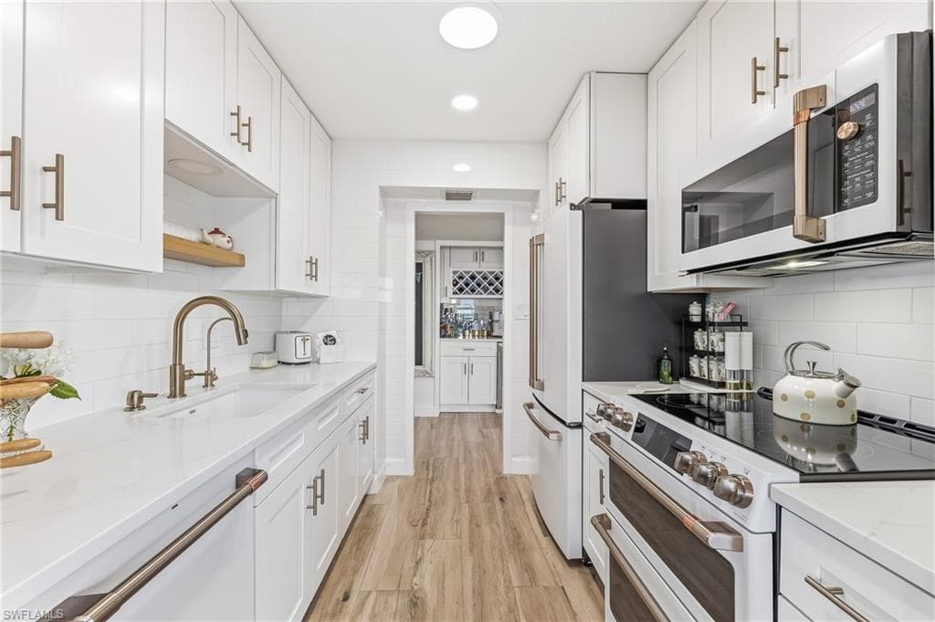 2350 W 1st ST 801-8