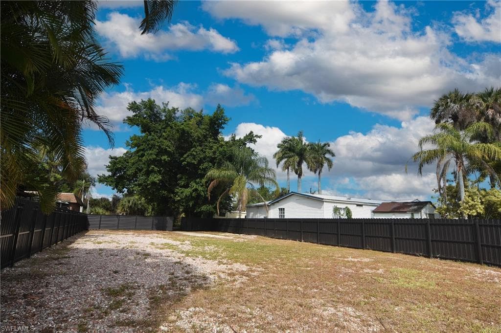 2228 Marina Park DR-15