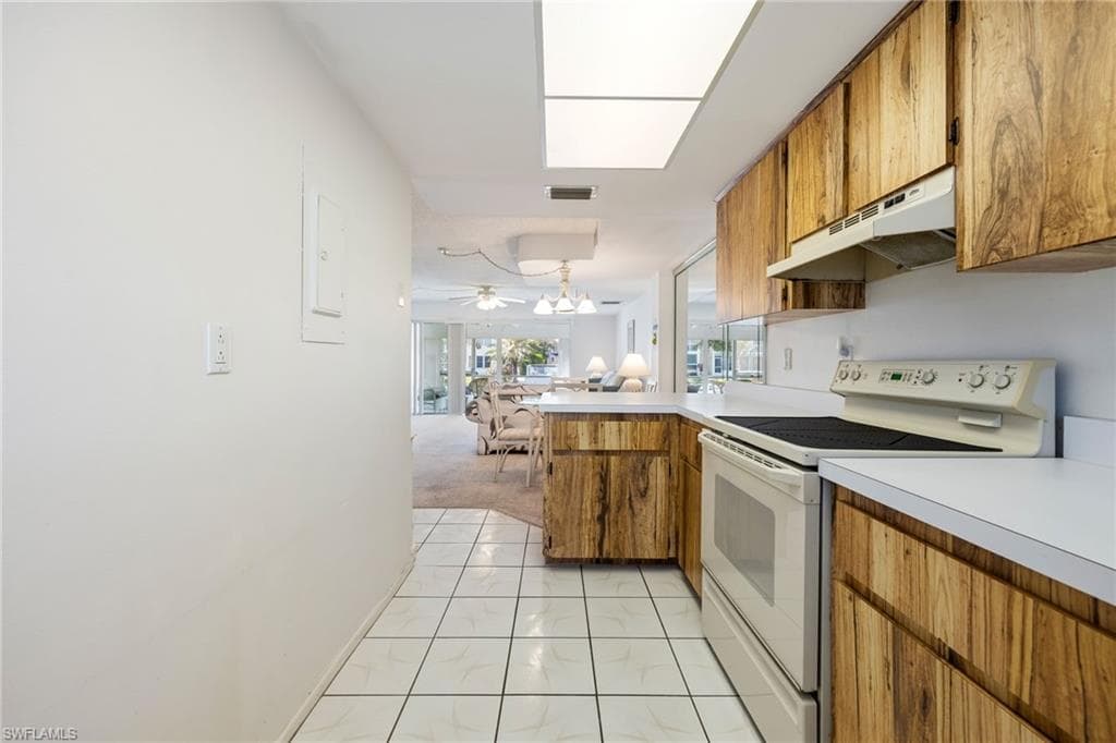 1322 SE 40th ST 2-11