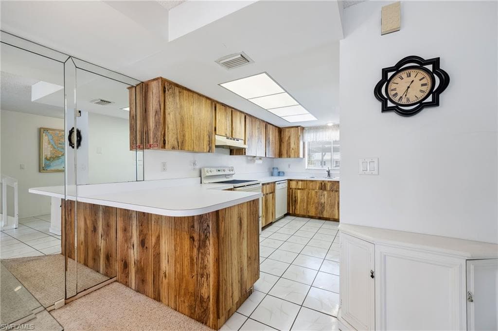 1322 SE 40th ST 2-8
