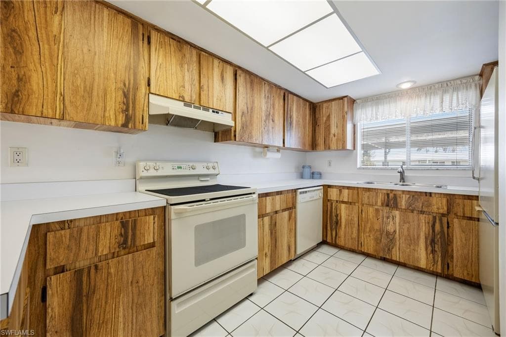 1322 SE 40th ST 2-9