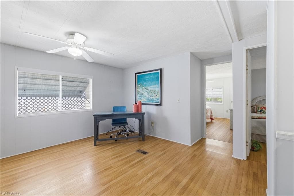 726 Knotty Pine CIR-11