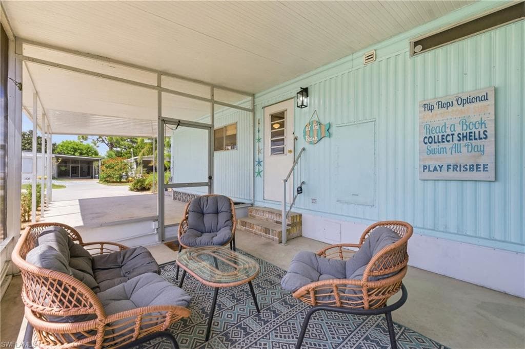 726 Knotty Pine CIR-4