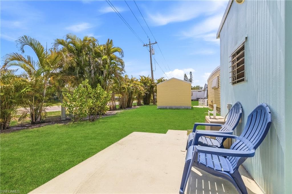 726 Knotty Pine CIR-23