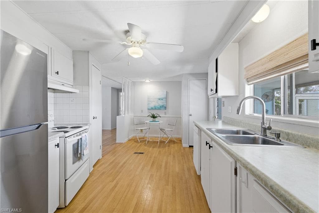 726 Knotty Pine CIR-13