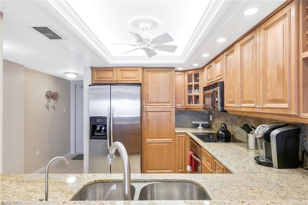 26000 Hickory BLVD 606-6