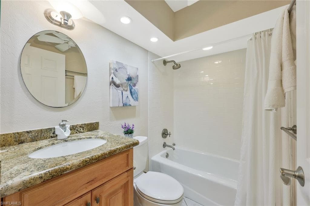 26000 Hickory BLVD 606-14