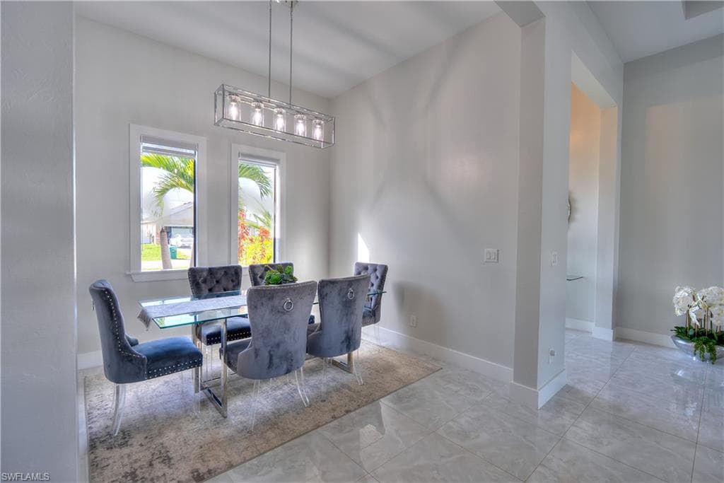225 NW 1st ST-11
