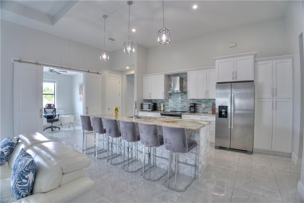 225 NW 1st ST-8