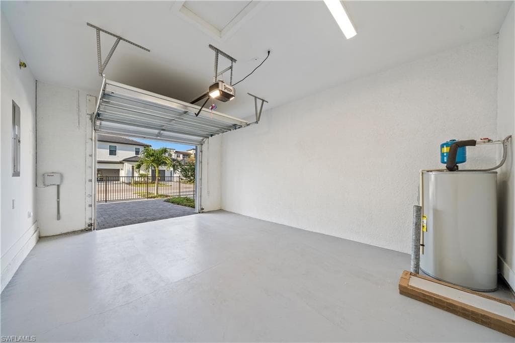 13068 Georges Cay PL-28