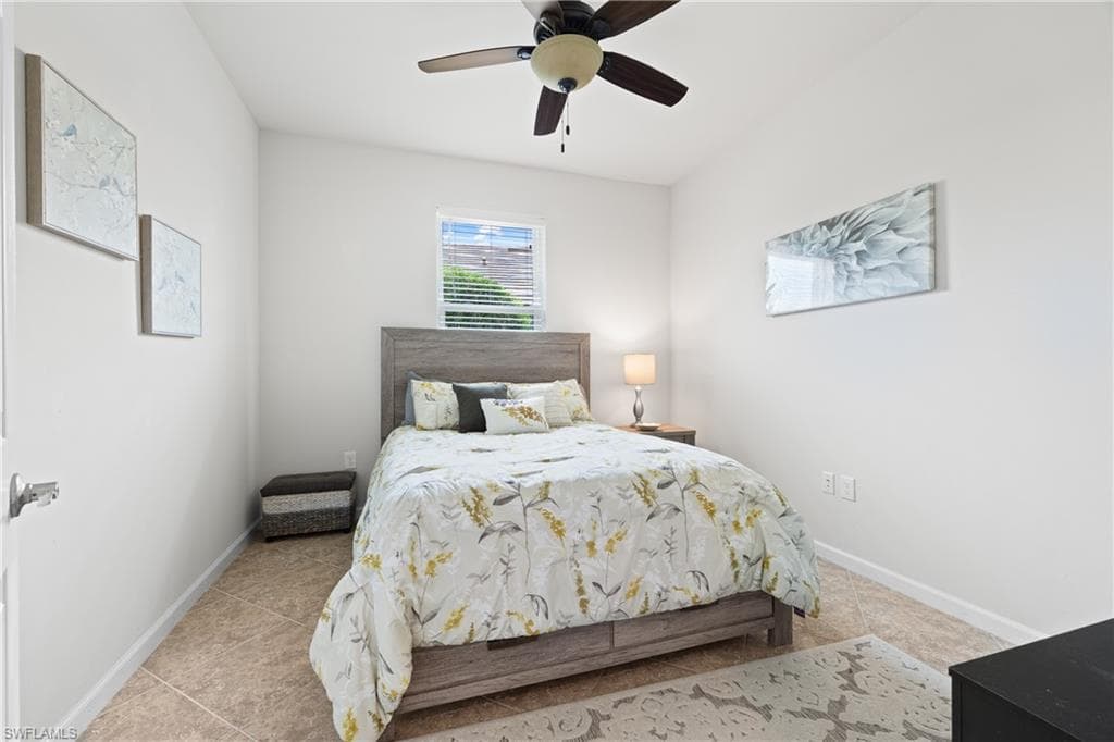 7022 Live Oak DR-26