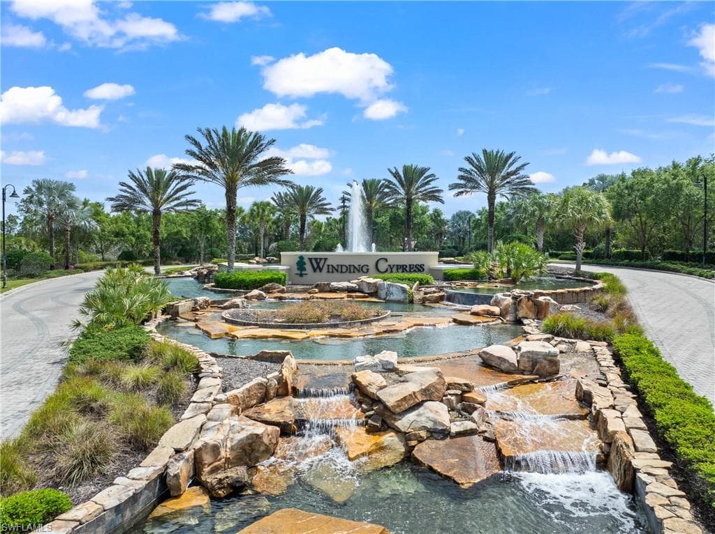 7022 Live Oak DR-2