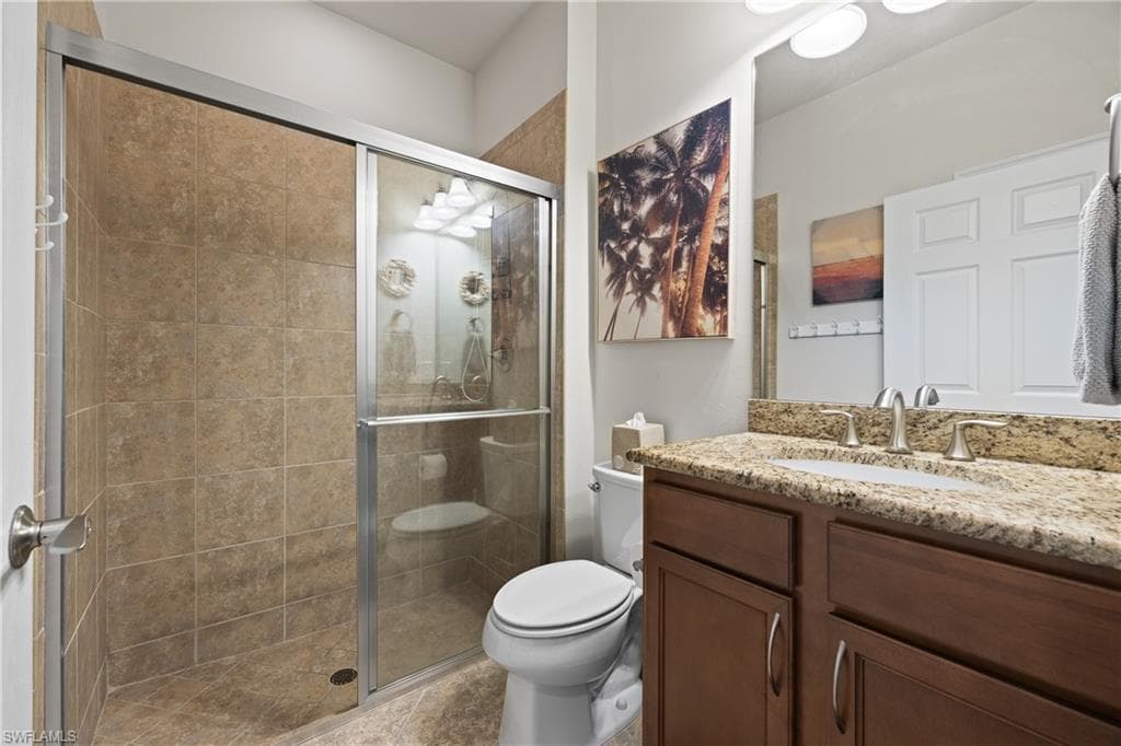 7022 Live Oak DR-27