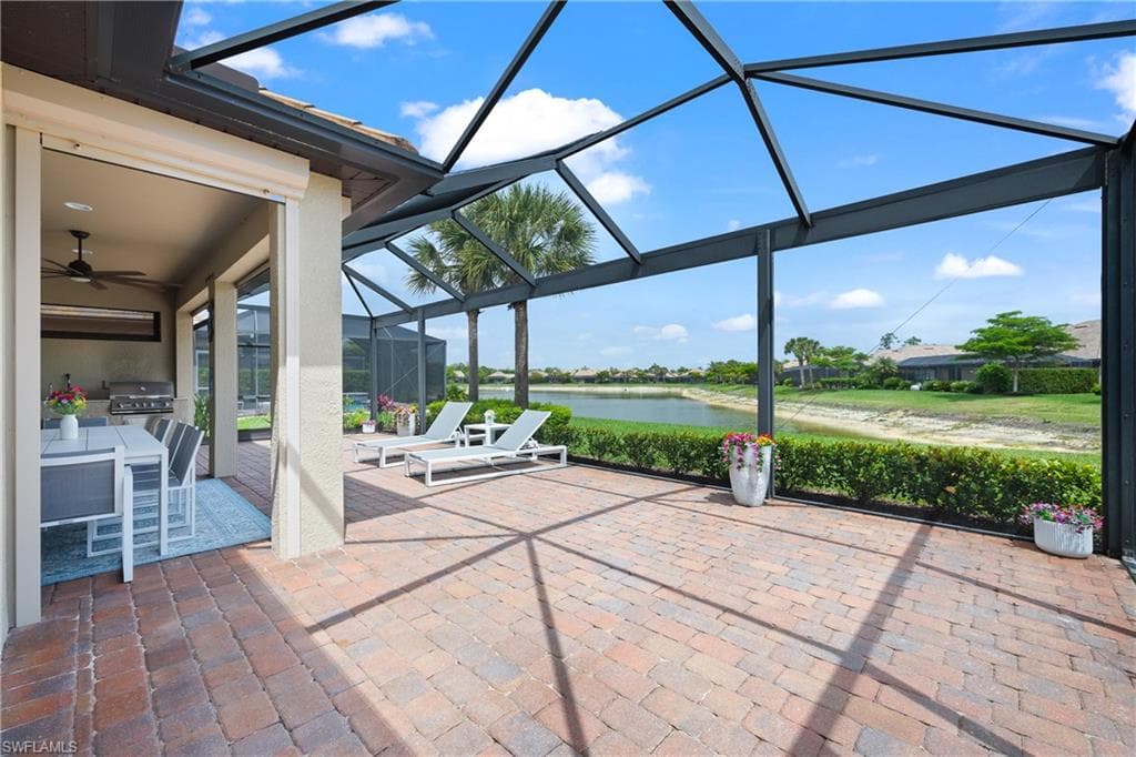 7022 Live Oak DR-18