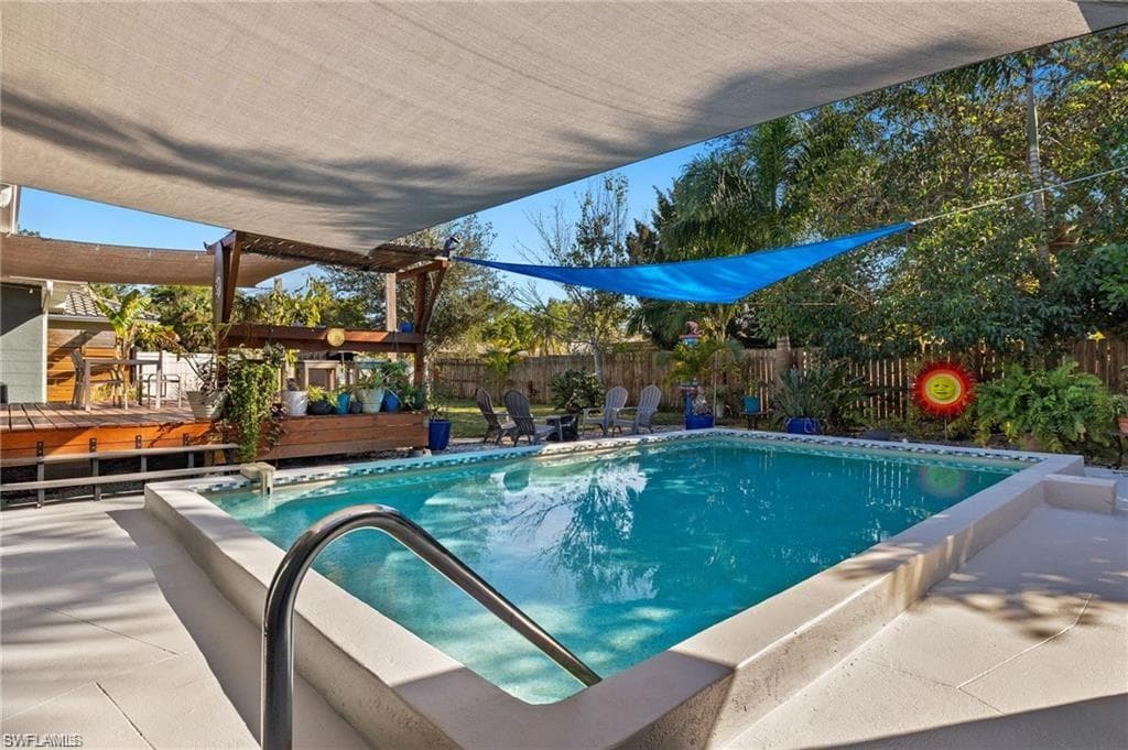 1262 Carlene AVE-23