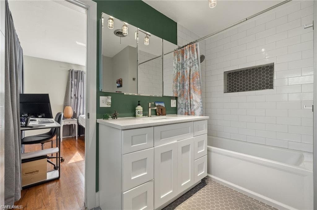 1262 Carlene AVE-18