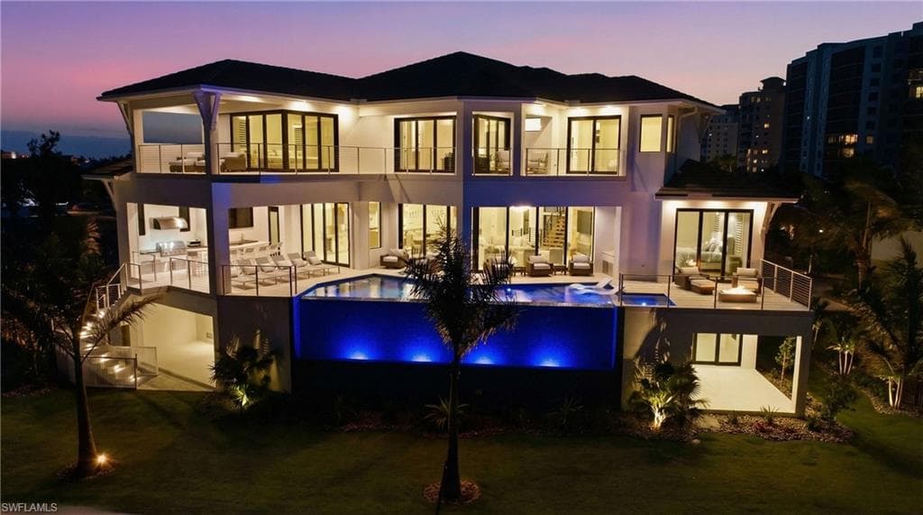 280 Estrellita DR-44