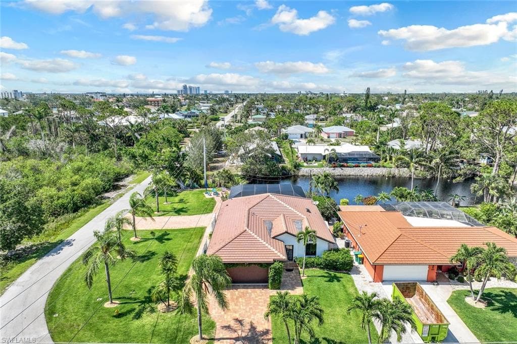 999 East Valley DR-42