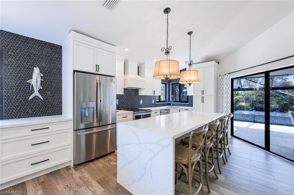 999 East Valley DR-13