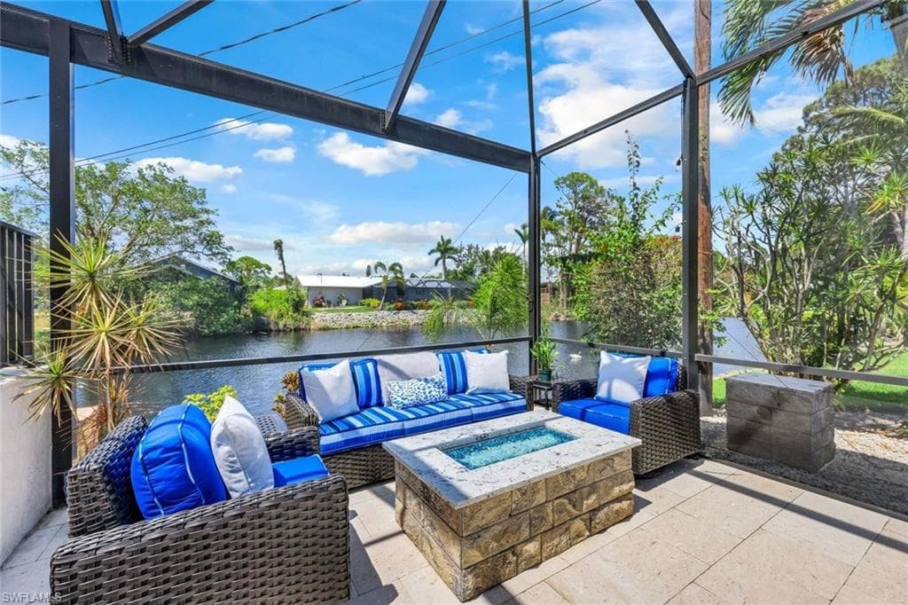 999 East Valley DR-36