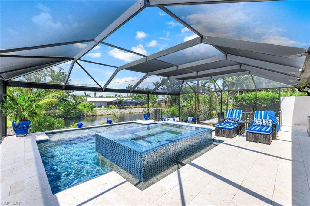 999 East Valley DR-34