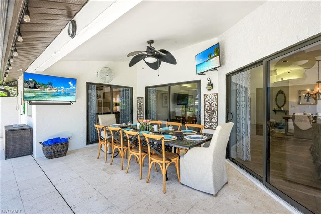 999 East Valley DR-28