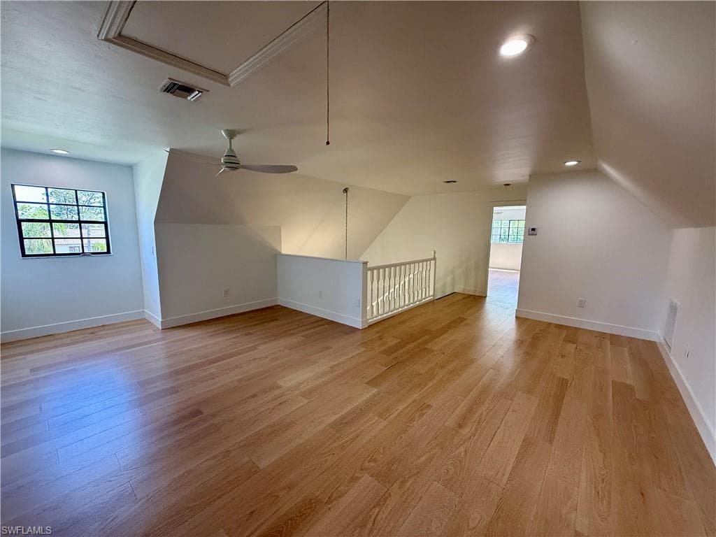 18422 Huckleberry RD-16