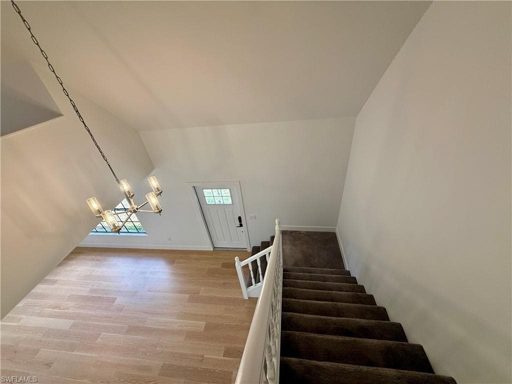 18422 Huckleberry RD-26