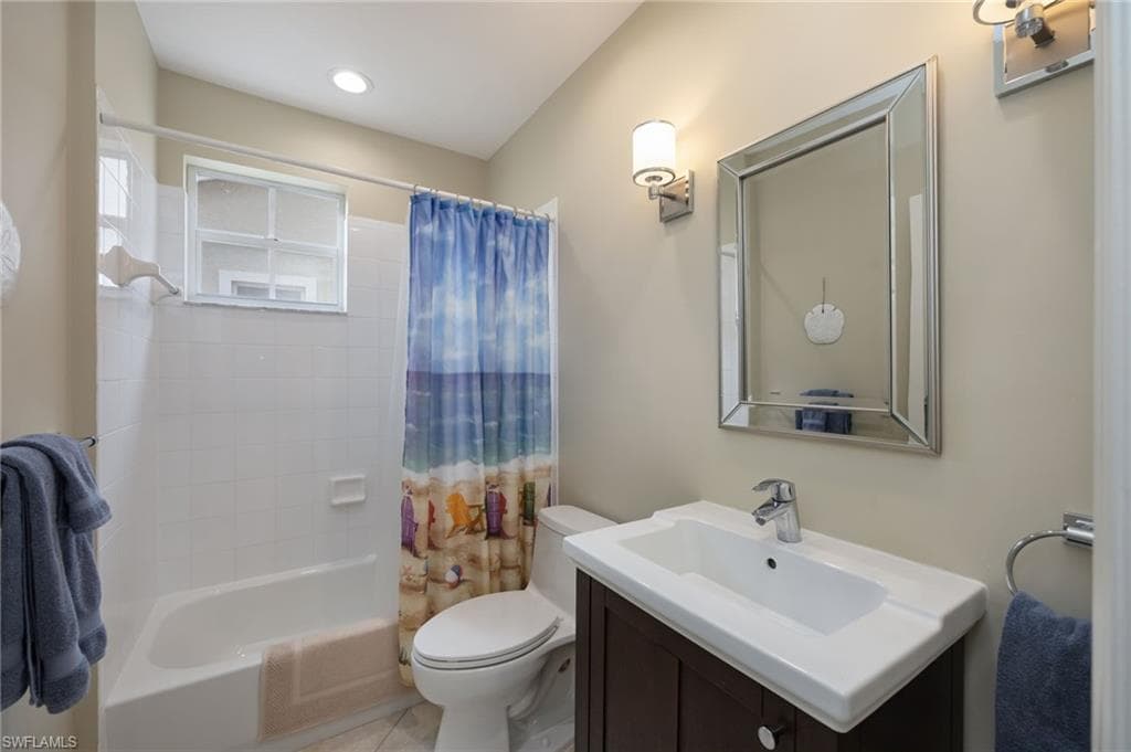 1505 Clermont DR B202-20