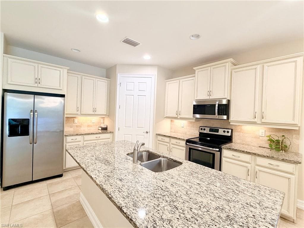 16432 Aberdeen WAY-2