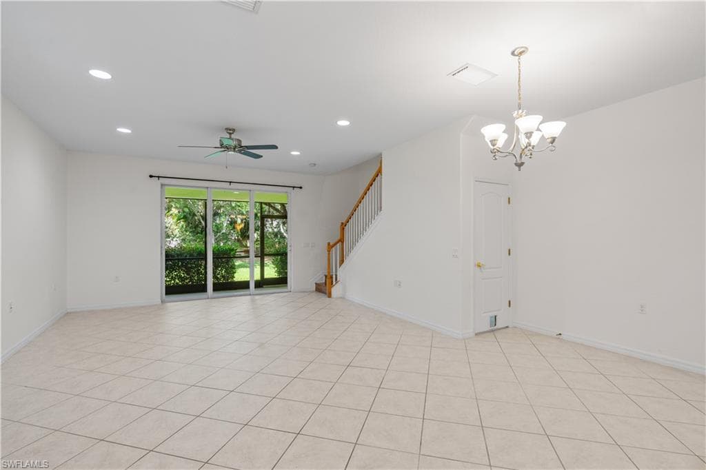 4390 Lazio WAY 401-18