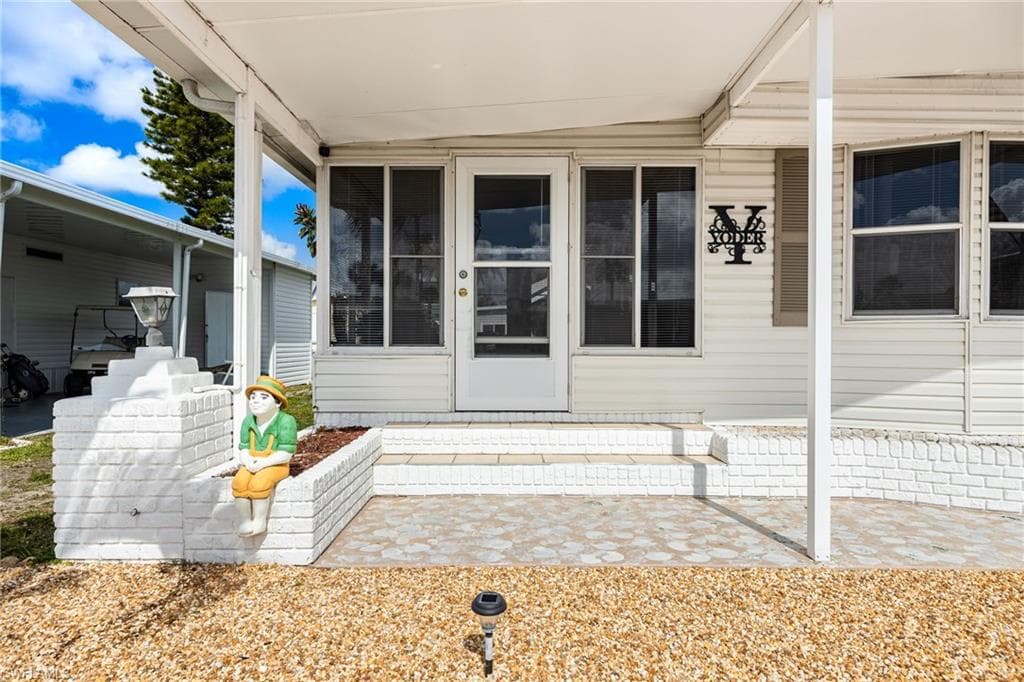 532 Palmer BLVD-2
