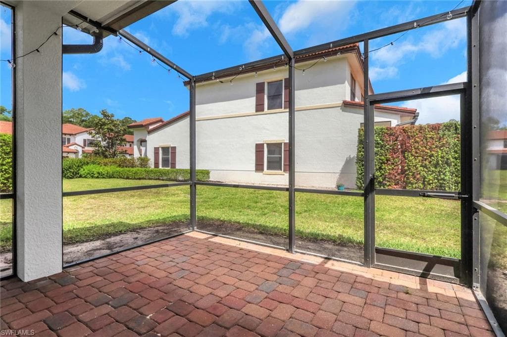 7738 Bristol CIR-25