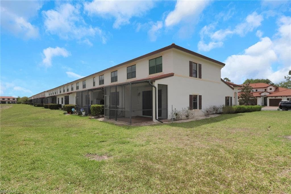 7738 Bristol CIR-27