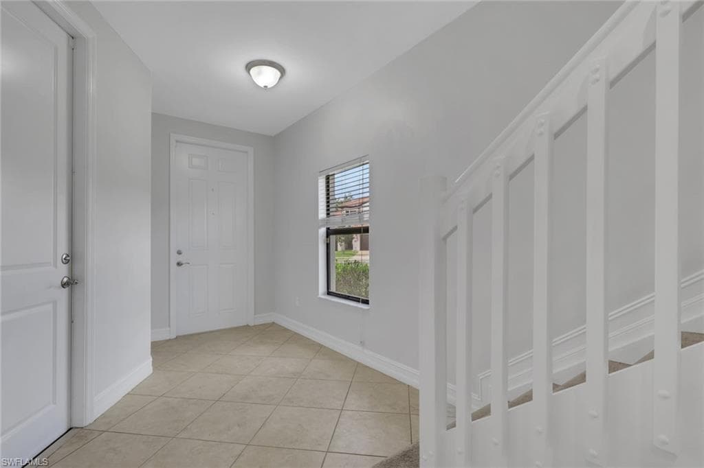 7738 Bristol CIR-17
