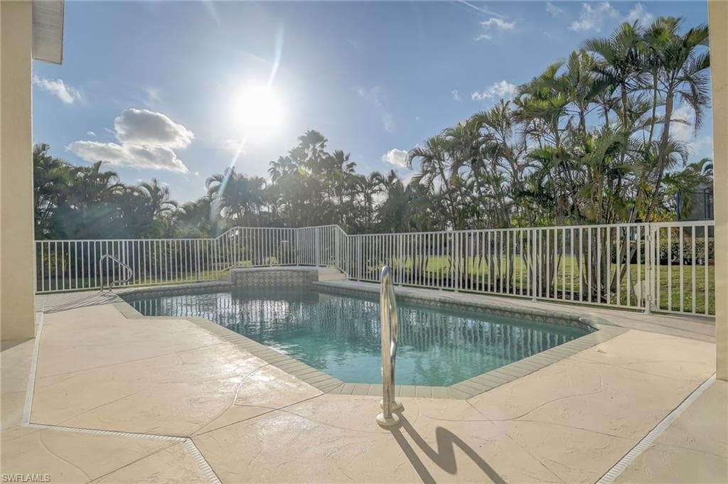 8252 Southwind Bay CIR-24