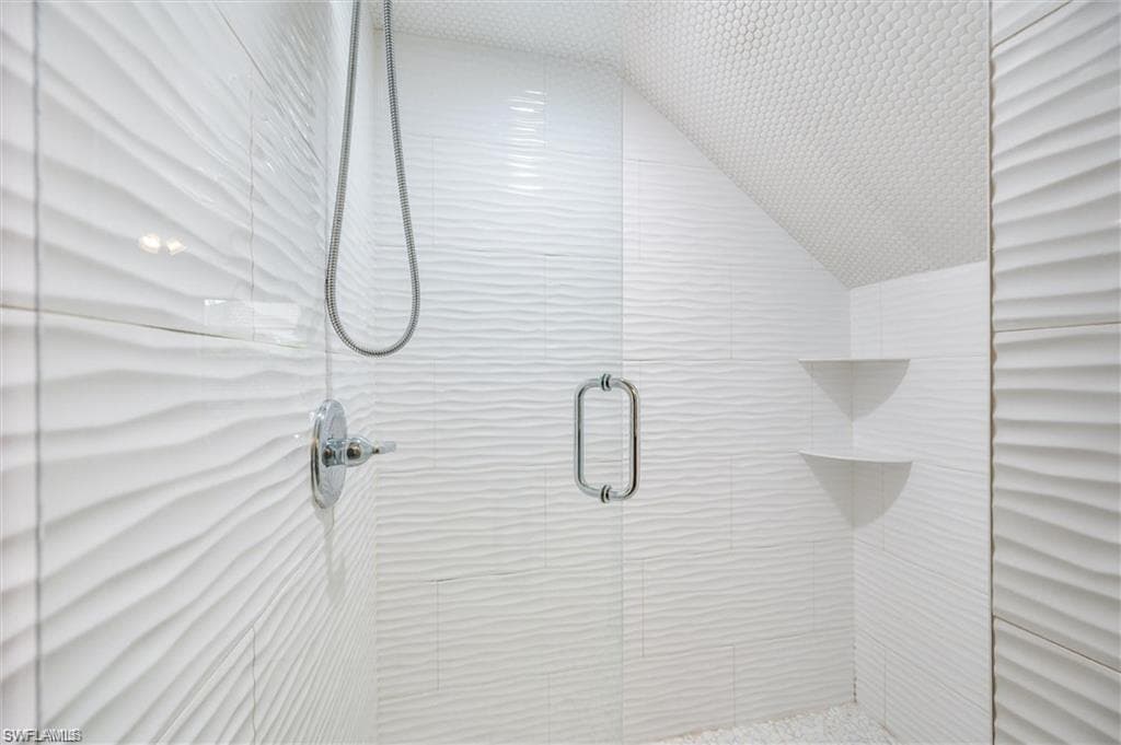 940 Augusta BLVD D939-22