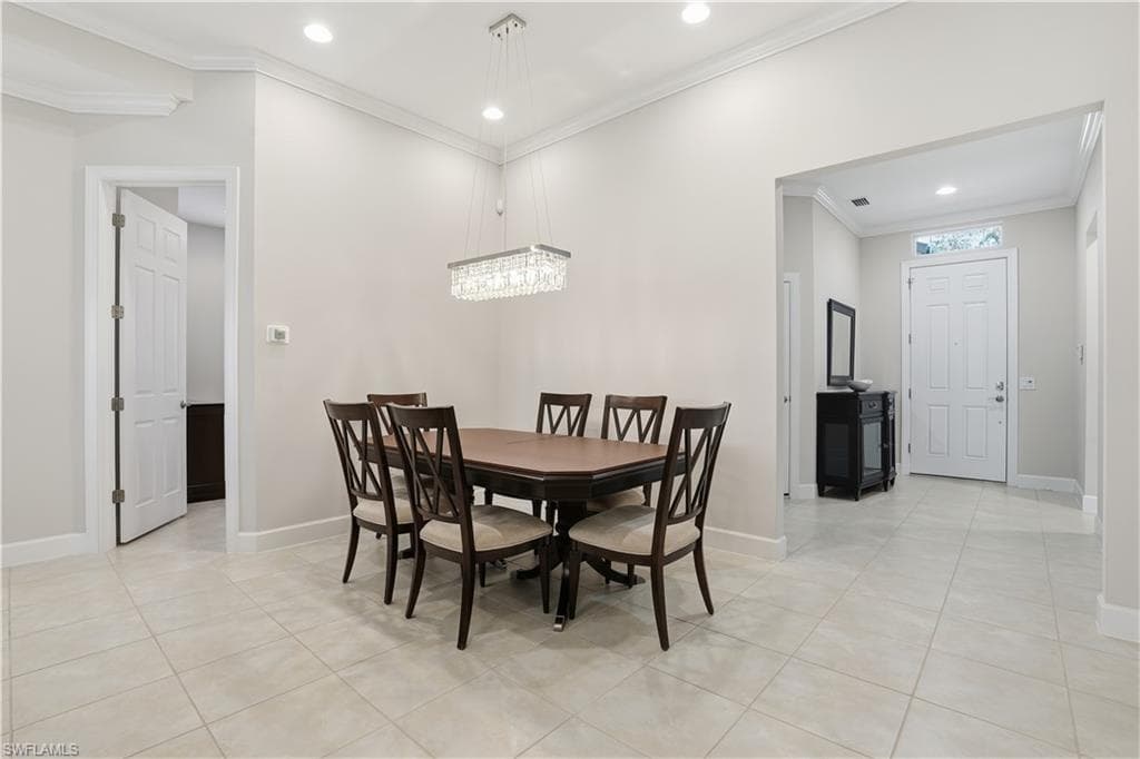 9328 Fieldstone LN-6