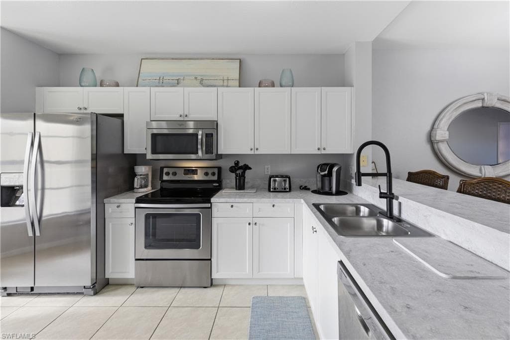 9175 Celeste DR 204-5