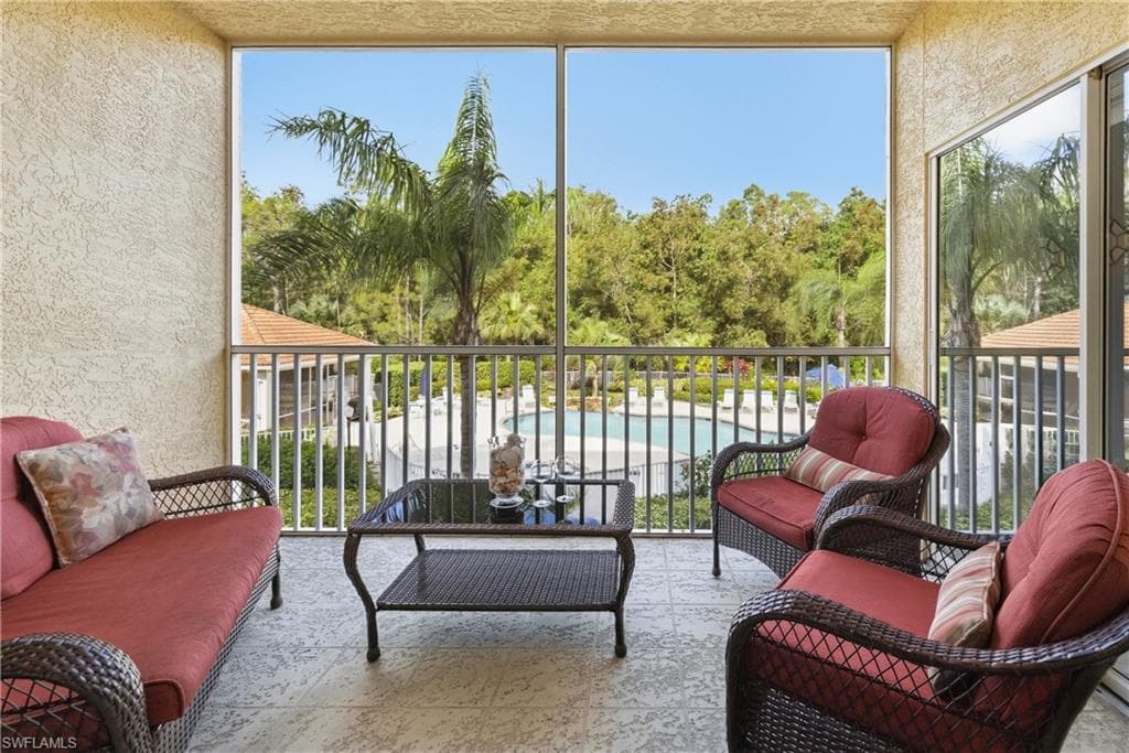 9175 Celeste DR 204-28