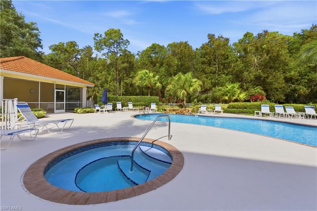 9175 Celeste DR 204-37