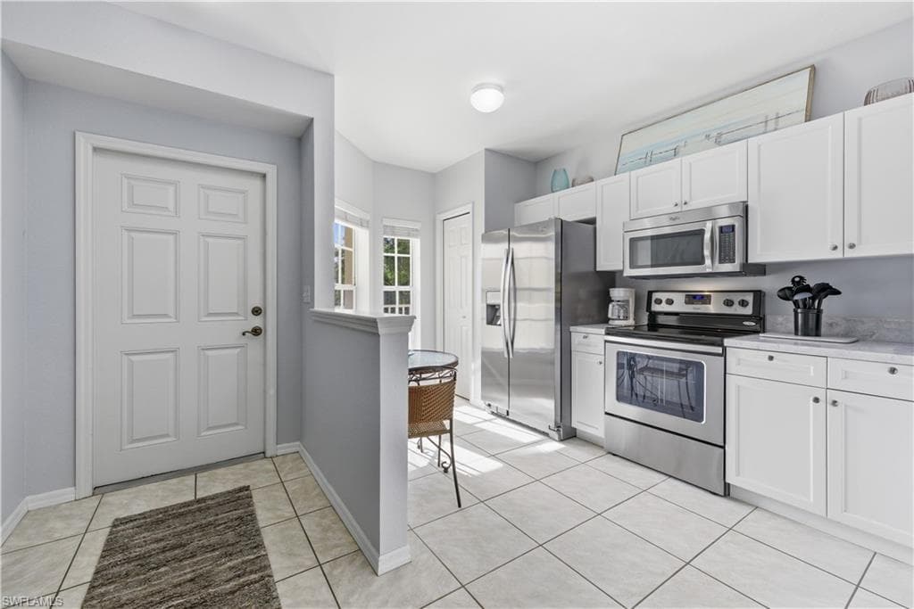 9175 Celeste DR 204-3