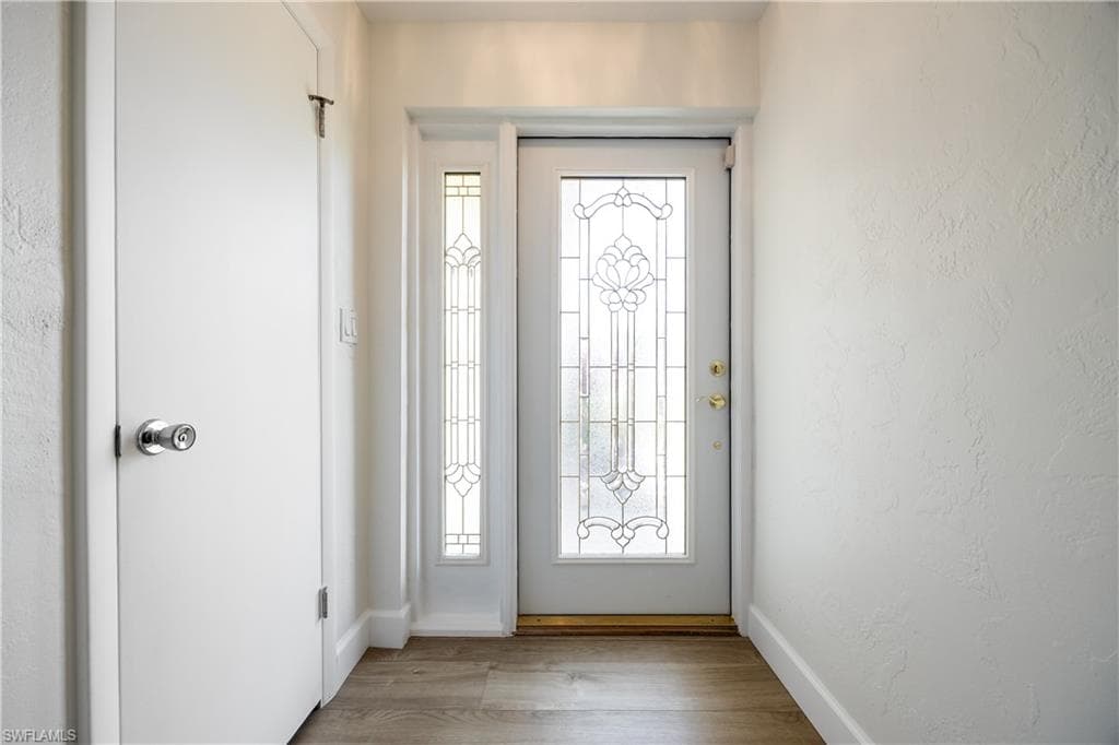 1460 Tredegar DR-5