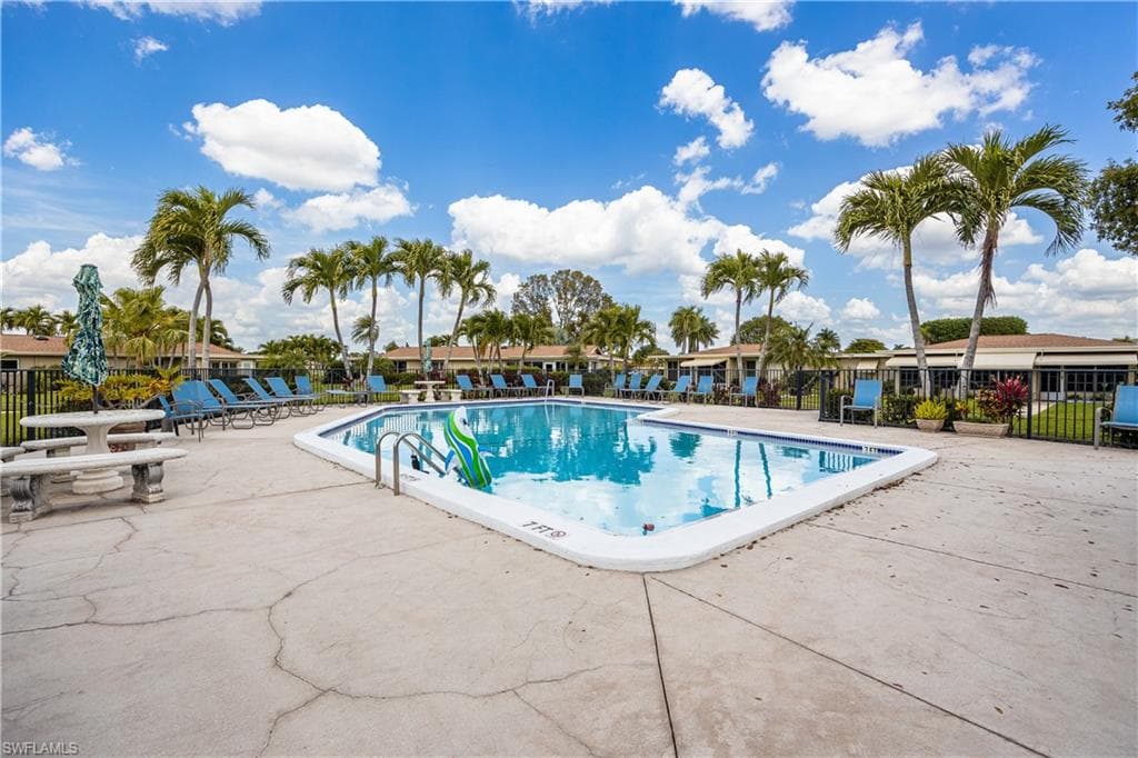 1460 Tredegar DR-29