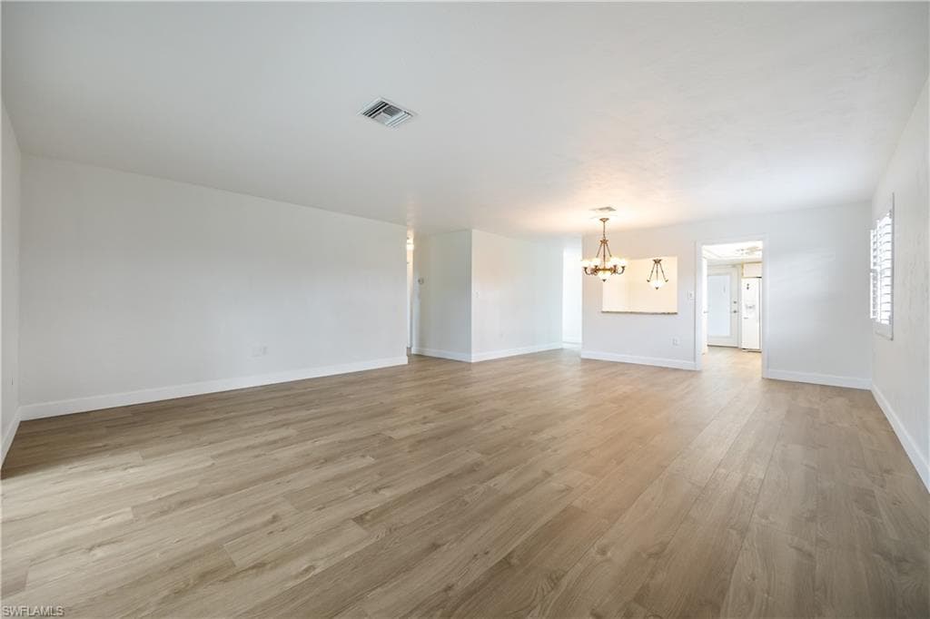 1460 Tredegar DR-9